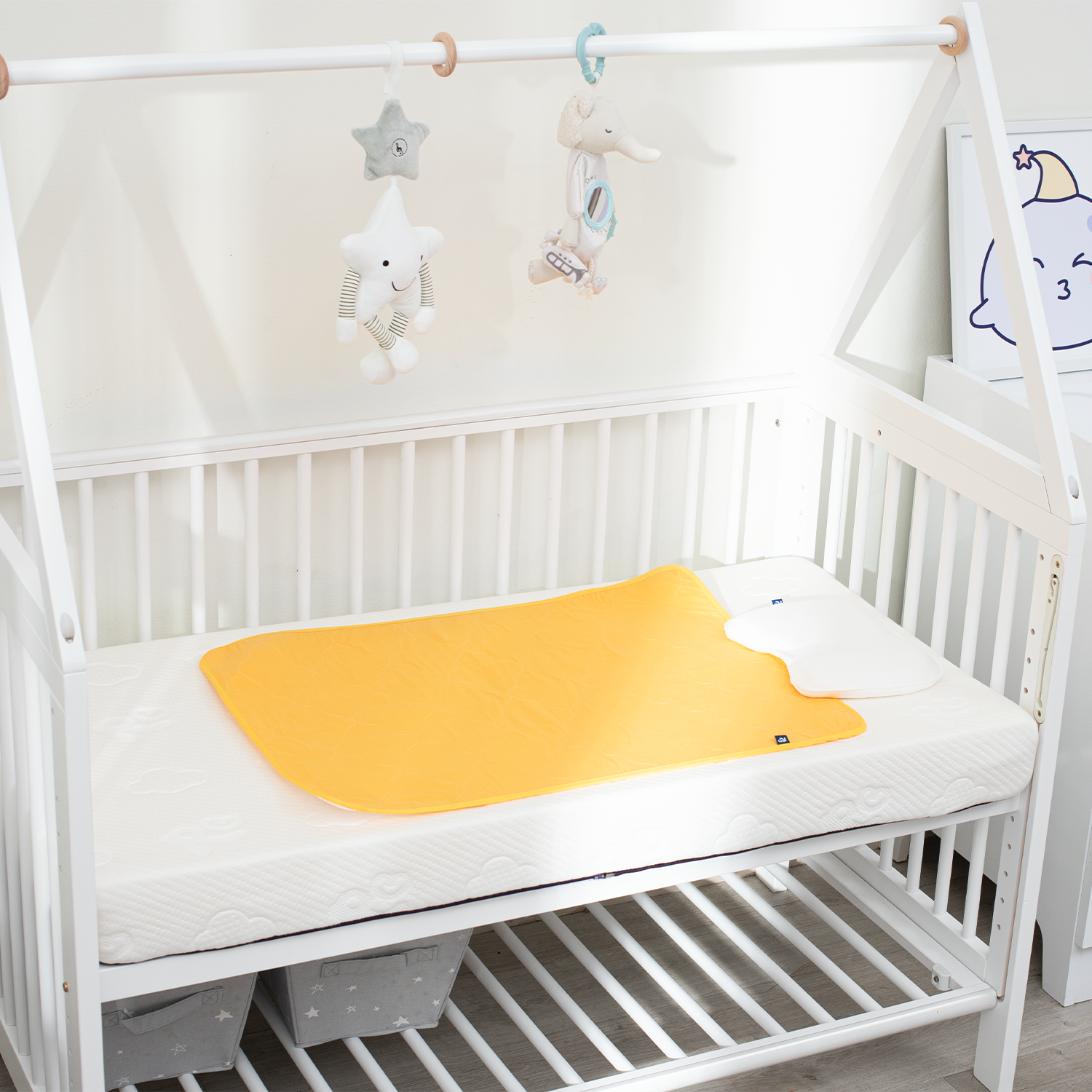 Tấm bảo vệ nệm em bé mini